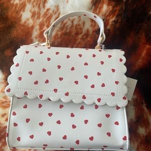 White heart hand bag/ crossbody bag